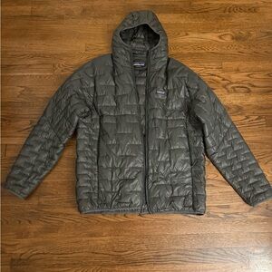 Patagonia Men's Grey Nano Puff Jacket with Hood